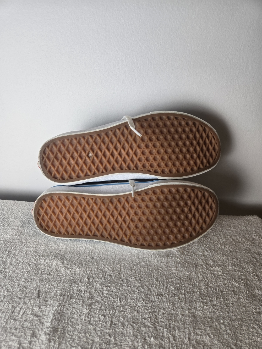 Vans x One Piece "Devil Fruit" Old Skool Custom Sneakers - Picture 8 of 11